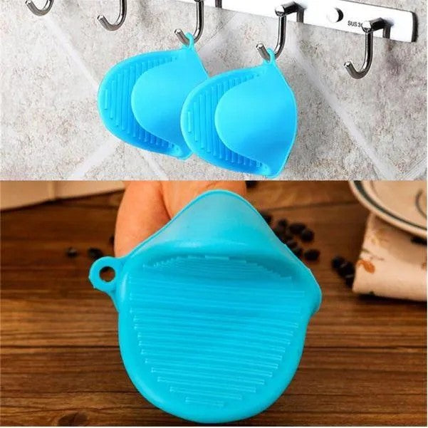 Silicone Heat Resistant Kitchen Gloves | Non-Slip Cooking, Baking & BBQ Oven Gloves (1 Pair)