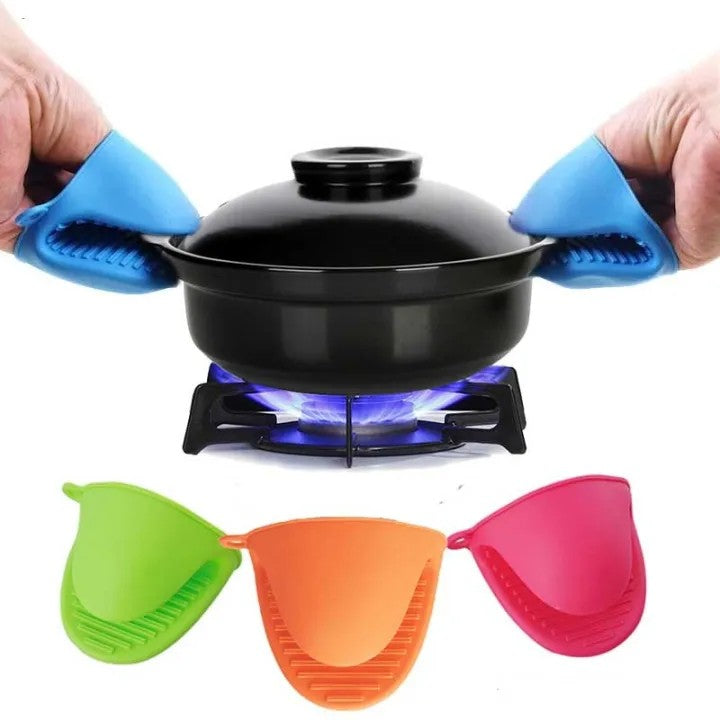 Silicone Heat Resistant Kitchen Gloves | Non-Slip Cooking, Baking & BBQ Oven Gloves (1 Pair)